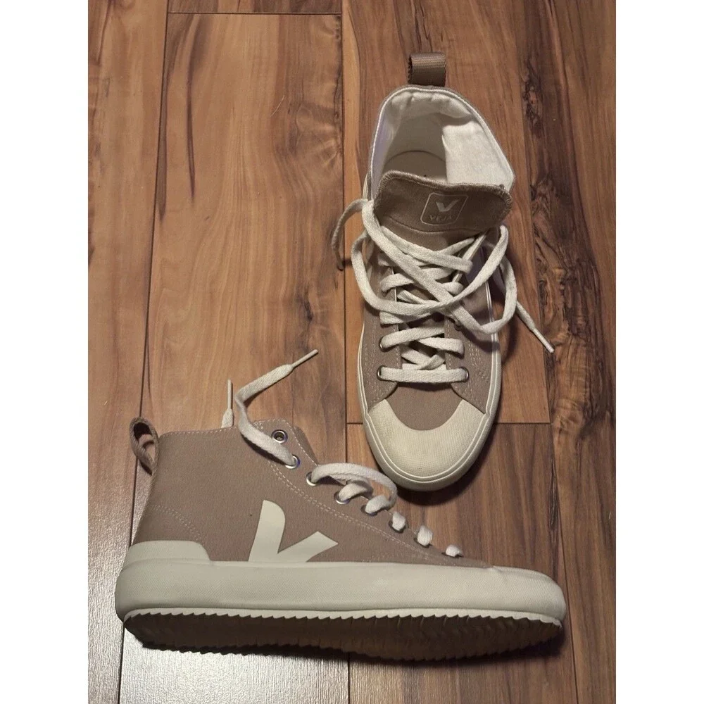 Veja size sneakers